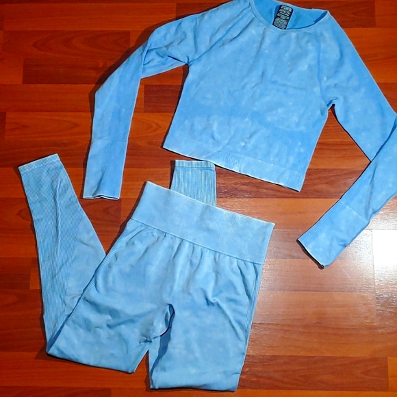 PINK Victoria's Secret Pants - PINK VS Seamless leggings & top set